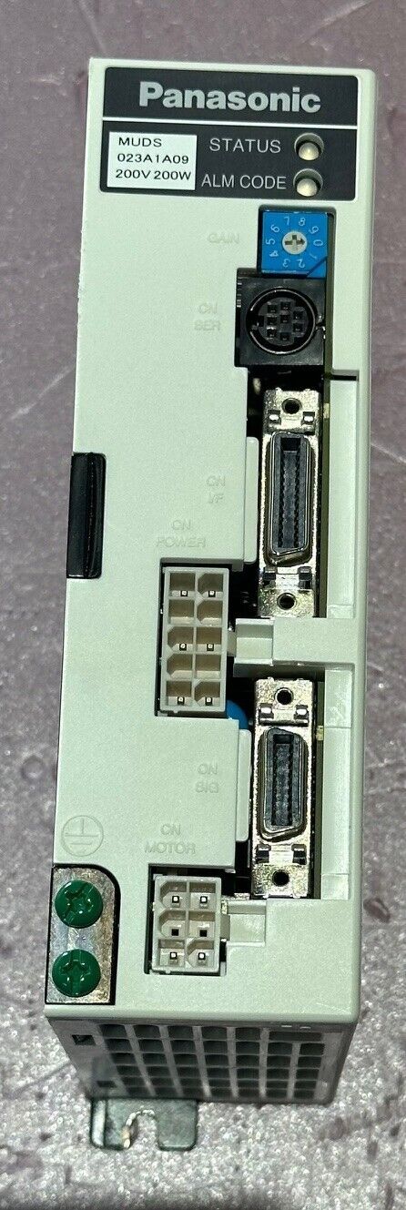 TOSHIBA AQUILION 64 - MUDS023A1A09 AC Servo Drive