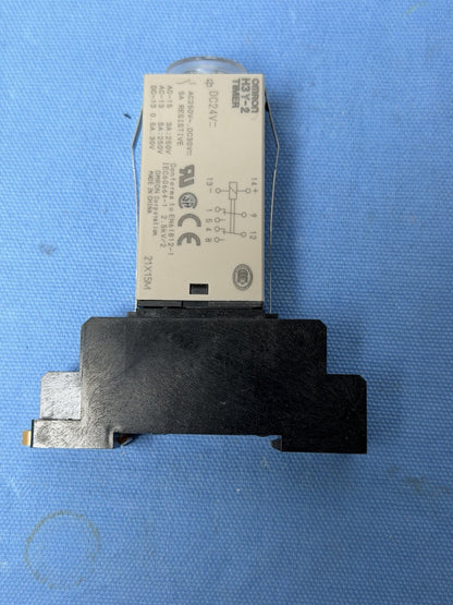 Omron H3Y-2-C Timer DC24V 60s