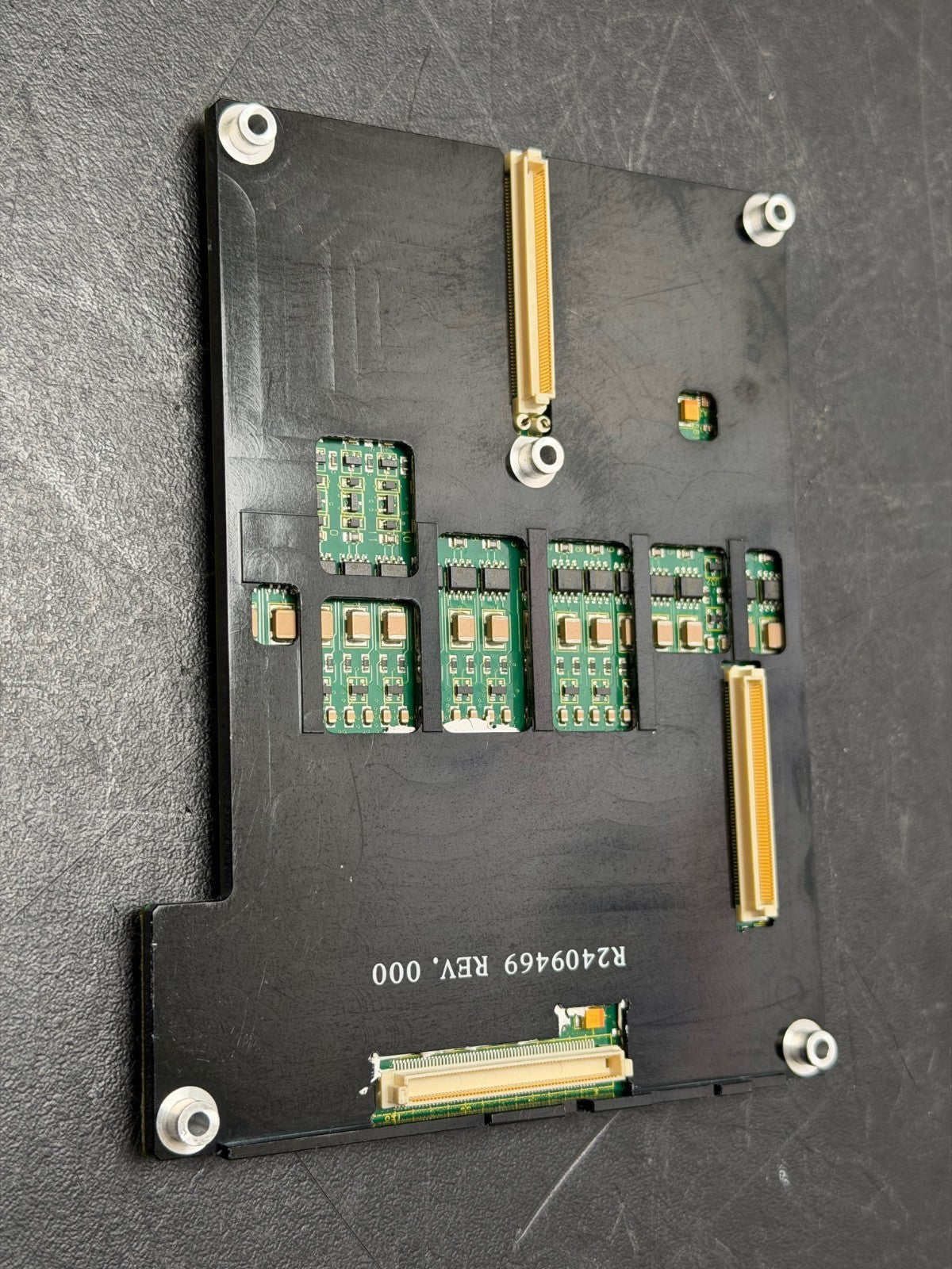 GE Ultrasound TR32 - V12 - Board - 2354258-12 - REV 2 -   VIVID S5-S6