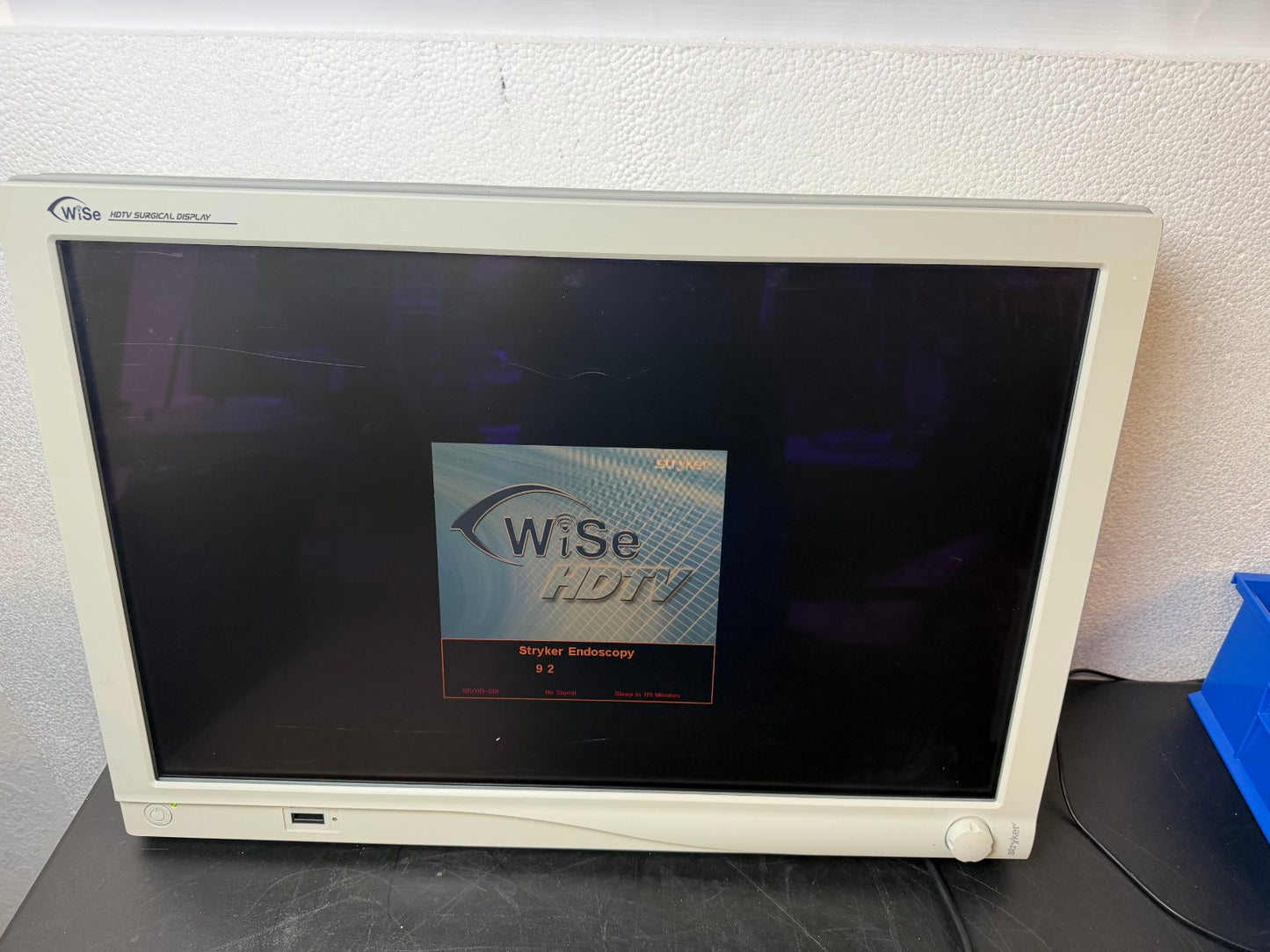 Stryker Ref 240-030-950 Vision Elect 26" HDTV
