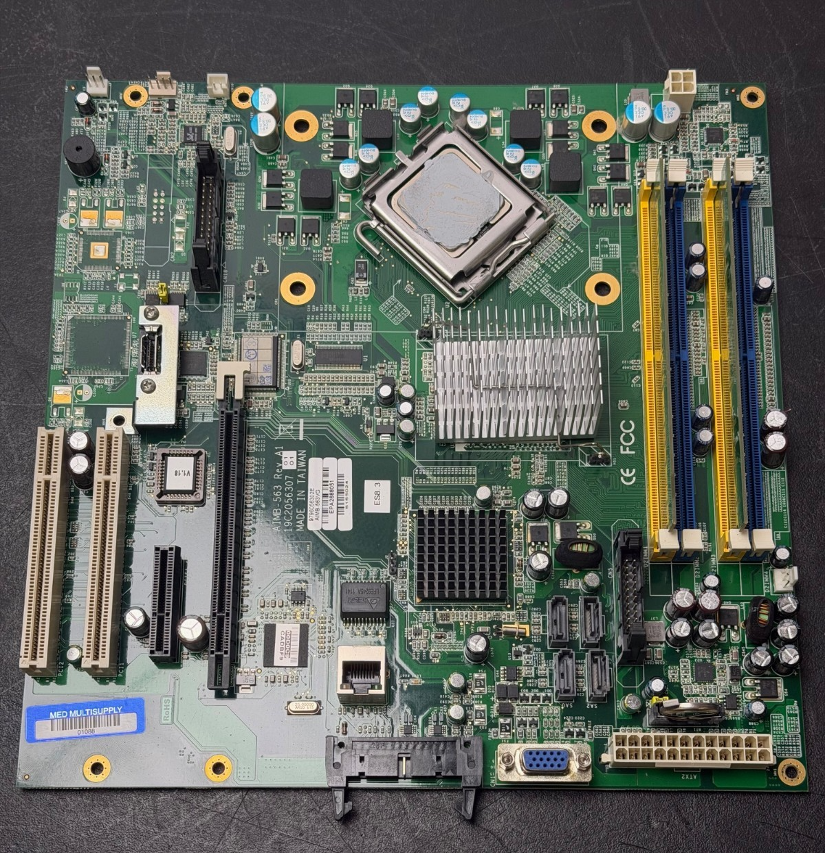 GE LOGIQ E9 -  MOTHER BOARD AIMB-563 - 19C2056307 - 9796056307