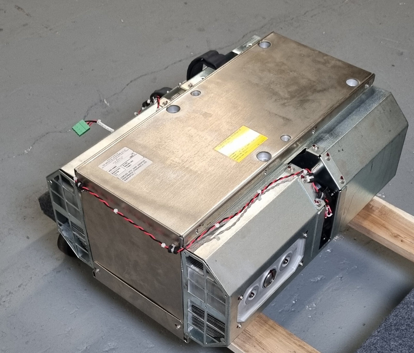 GE LIGHTSPEED PRO 16 SLICE CT - High Voltage Tank 2266521-4