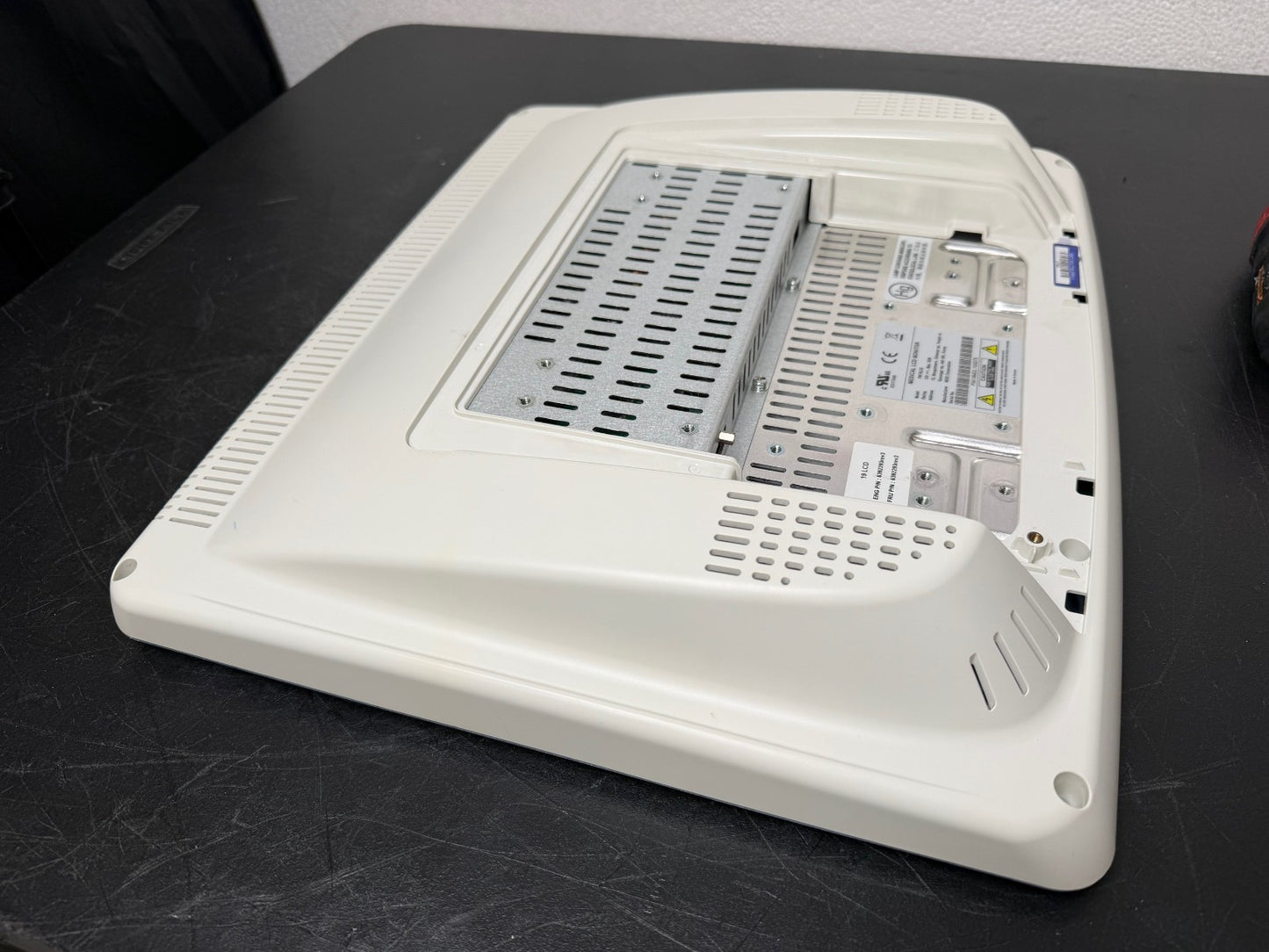 GE Logiq S7 Expert Ultrasound - MONITOR - FW19LSX