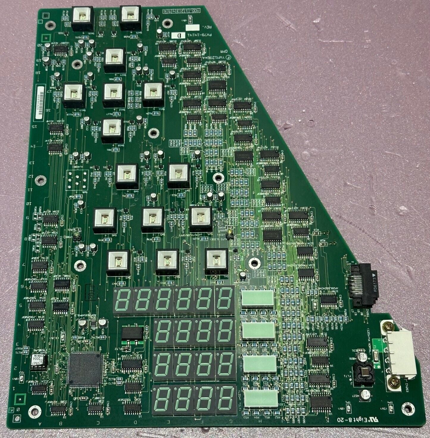 TOSHIBA AQUILION 64  - Right Control Panel -  P/N PX79-14141