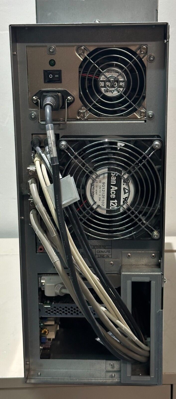 TOSHIBA AQUILION 64  - PX74-12581-2 Display Control PC - X8DA6-SW005