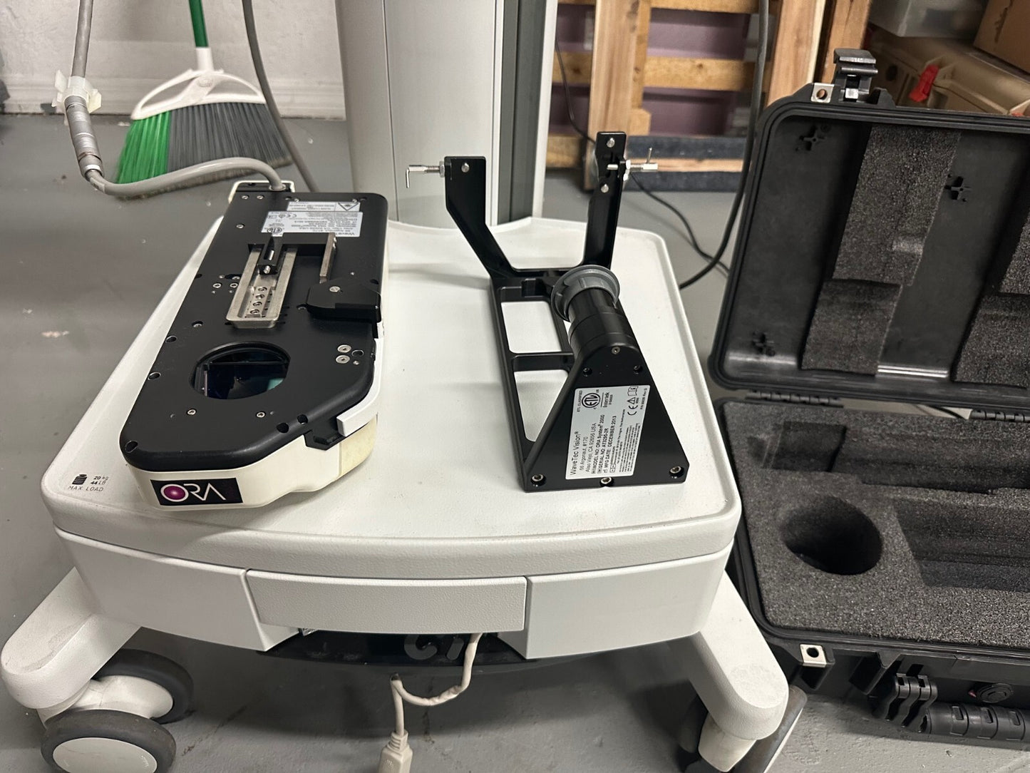 Alcon ORA WaveTec Vision VerifEye System  (Manufactured 2013)