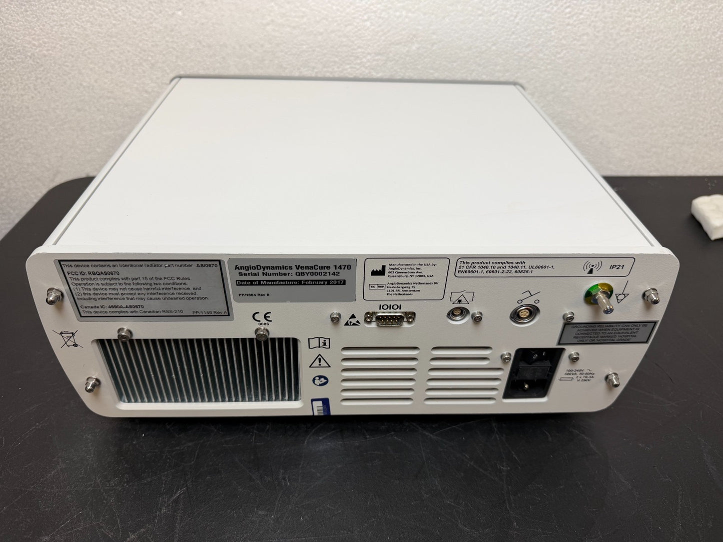 Angio Dynamics Venacure 1470 Laser with foot switch 30 DAYS  WARRANTY