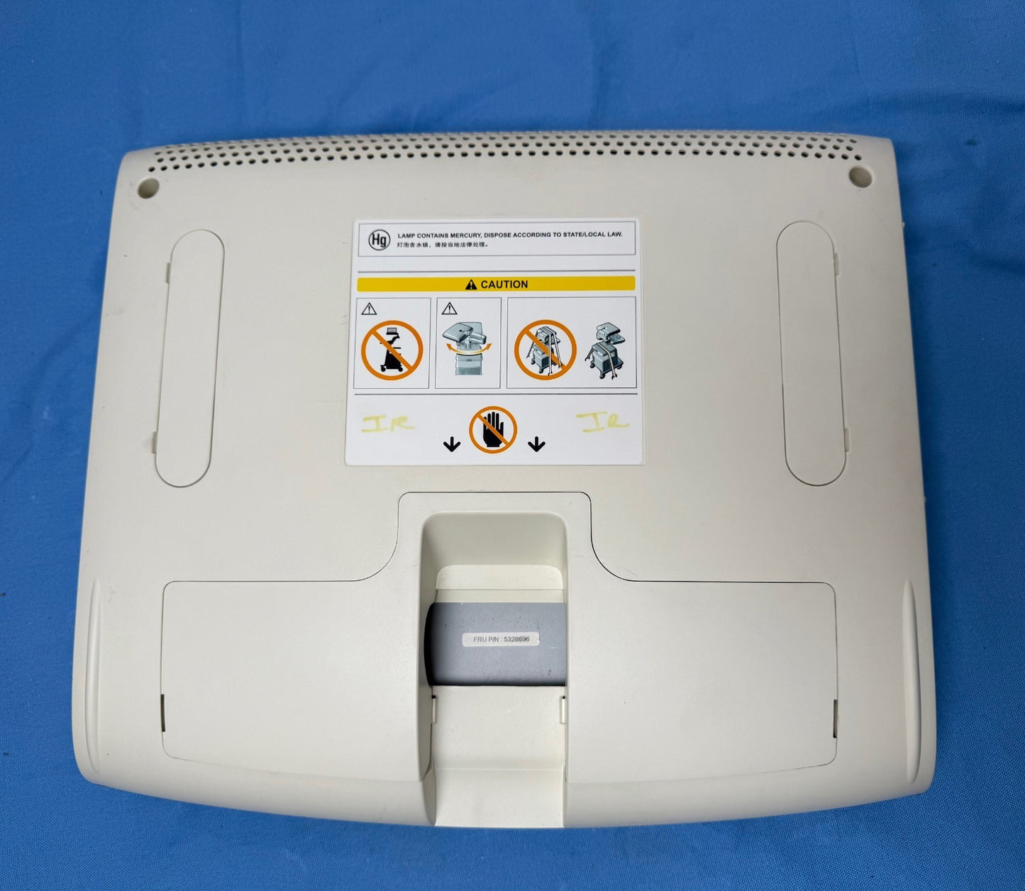 GE LOGIQ P5 - MONITOR