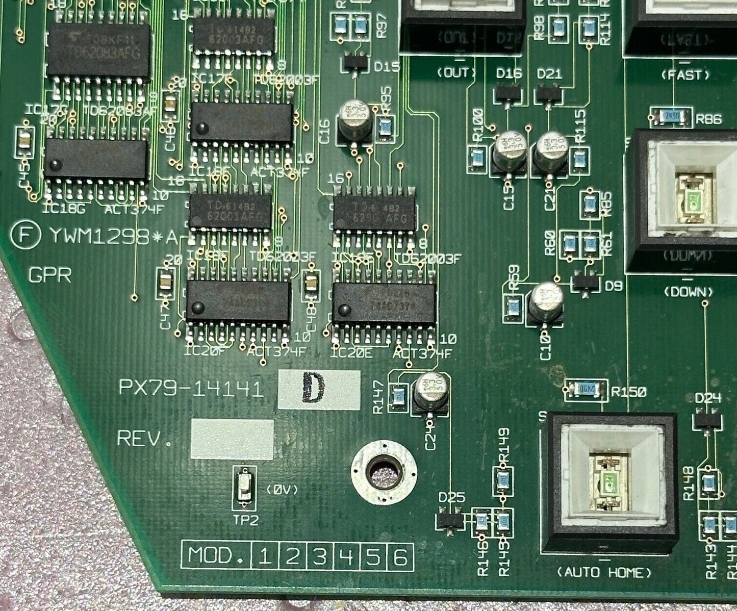 TOSHIBA AQUILION 64  - Right Control Panel -  P/N PX79-14141
