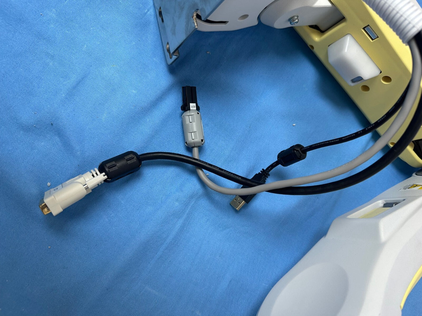 Hitachi  Hi Vision Preirus - ARM