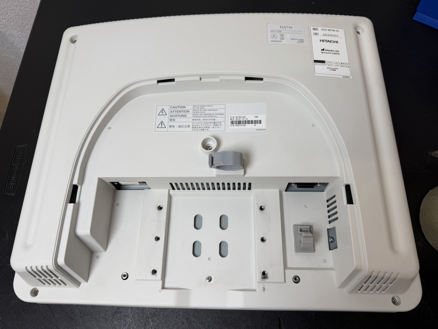 Hitachi  Hi Vision Preirus - MONITOR - EZU-MT28-S1